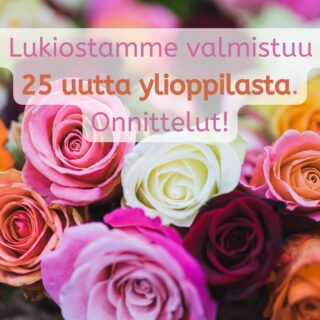 Lukiostamme valmistuu 25 uutta ylioppilasta. Onnittelut!