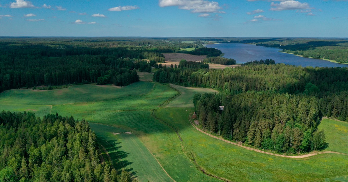 Vy över Gennarbyviken.